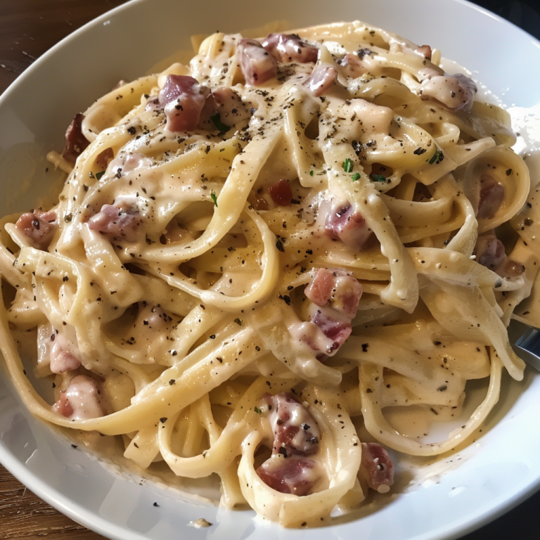 Creamy Fettuccine Carbonara Gymonset